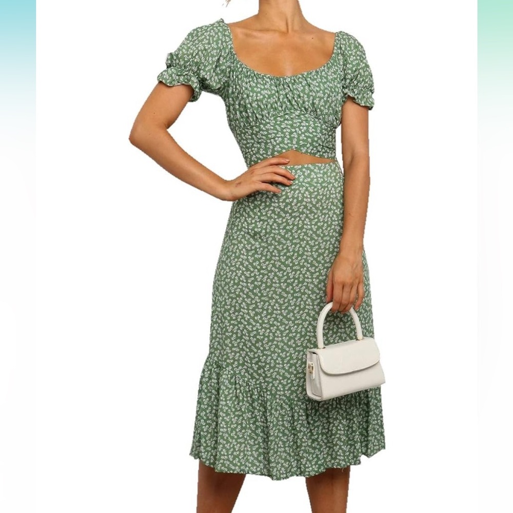 LYANER 2 Piece Floral Crop Top and Midi Skirt Set